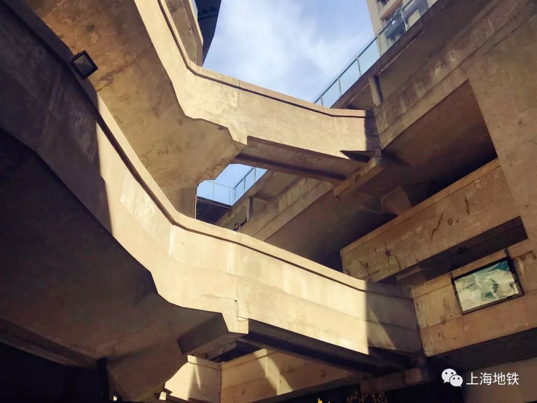 网红地打卡旋风洞不走寻常路,打卡网红地轨