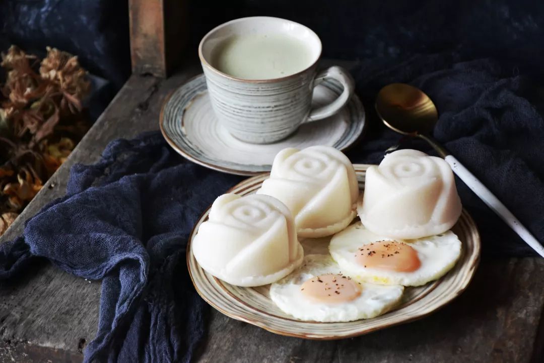 传统大黄米蒸米糕的制作方法,温州传统手工桂花夹心米糕的做法