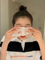 神似关晓彤又像黄磊跳舞视频,跟关晓彤长得差不多的人