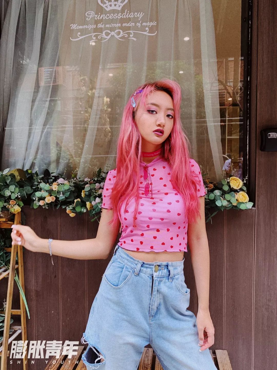 卡卡|欧美风大妞甜辣突袭～绝不退潮的糖果系穿搭攻略都在这