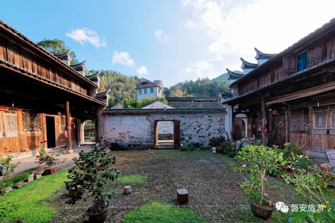 有没有最近很火的古装剧,那些让人惊艳的古装剧