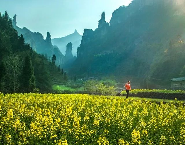长阳是一个山清水秀的好地方,长阳很美的城