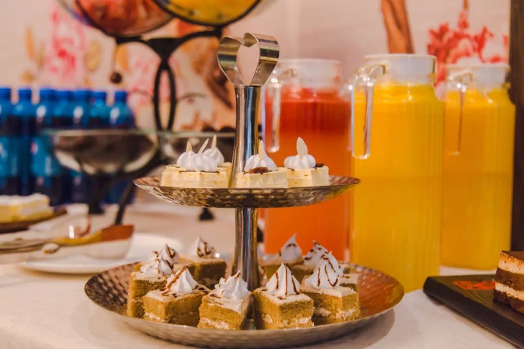 这座跟着周杰伦空降热搜的杨梅味小城,休渔期也能让你吃得满嘴鲜