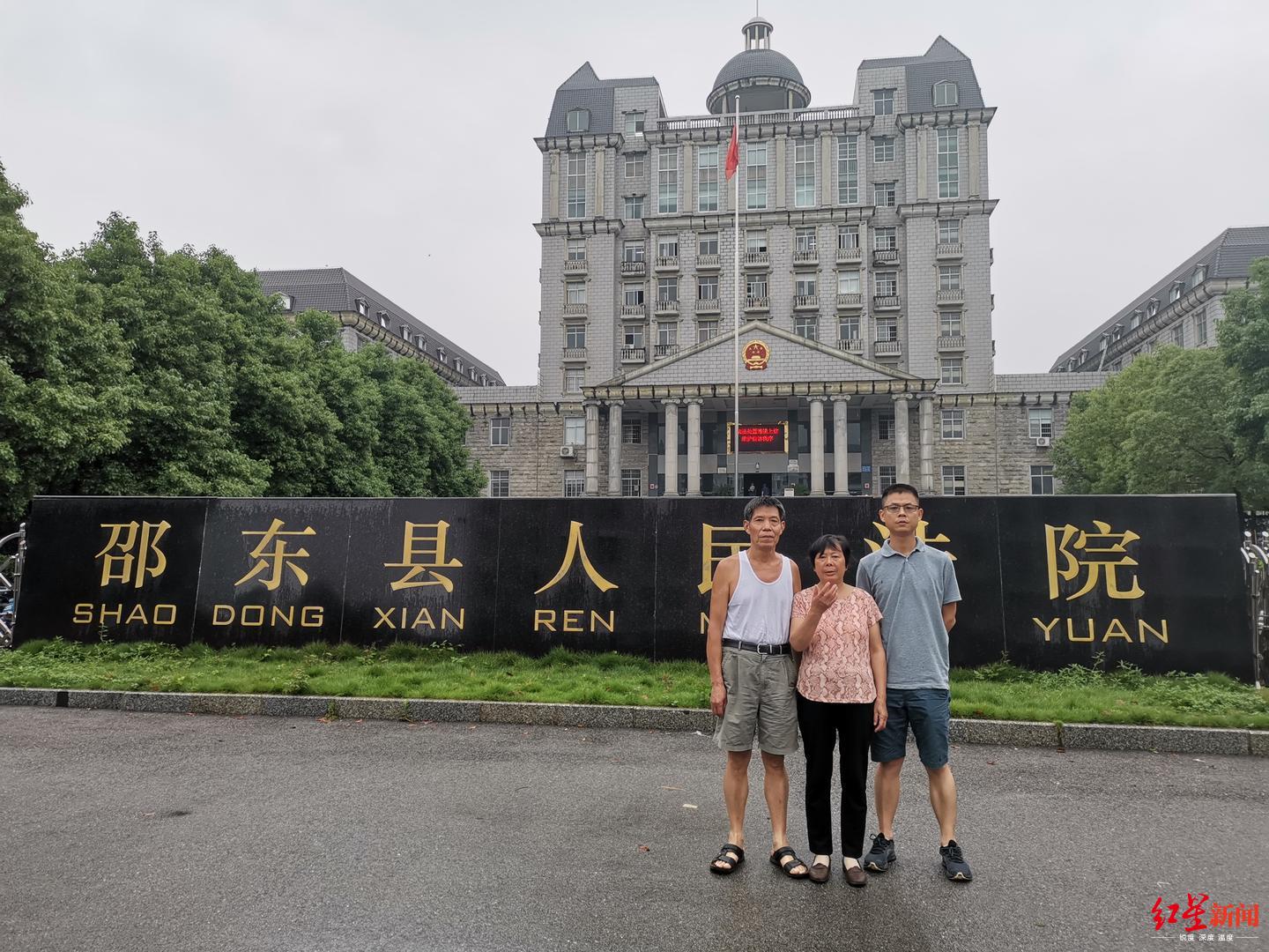 入室抢劫杀人案三人被判死刑,情侣盗窃双双入狱案例