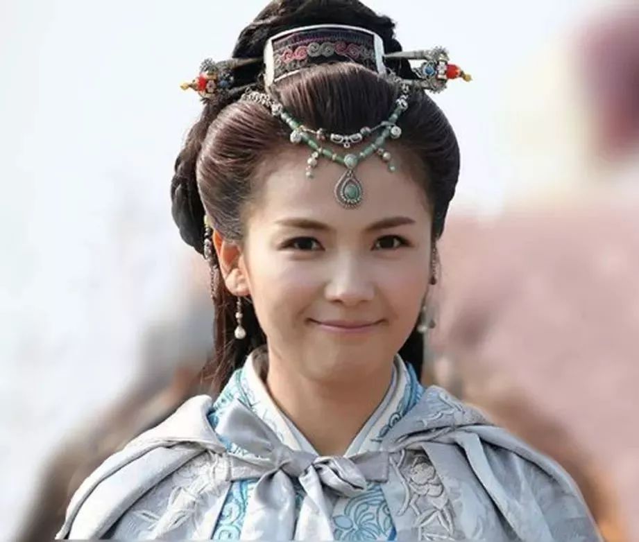 “剖腹产还疼哭？你可真丢人！”37岁二胎妈妈剖腹产后，丈夫这句话火了…