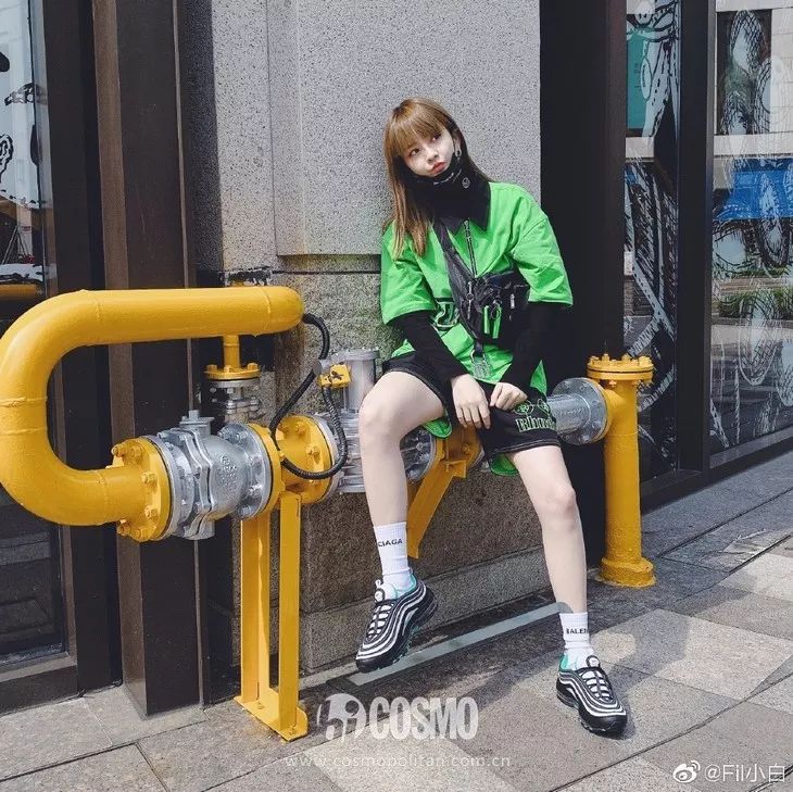 刘雯杨幂同款鞋子老爹鞋,刘雯杨幂同款马丁靴