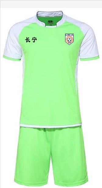 上海市浦东少儿足球夏令营,青少年免费足球公益夏令营