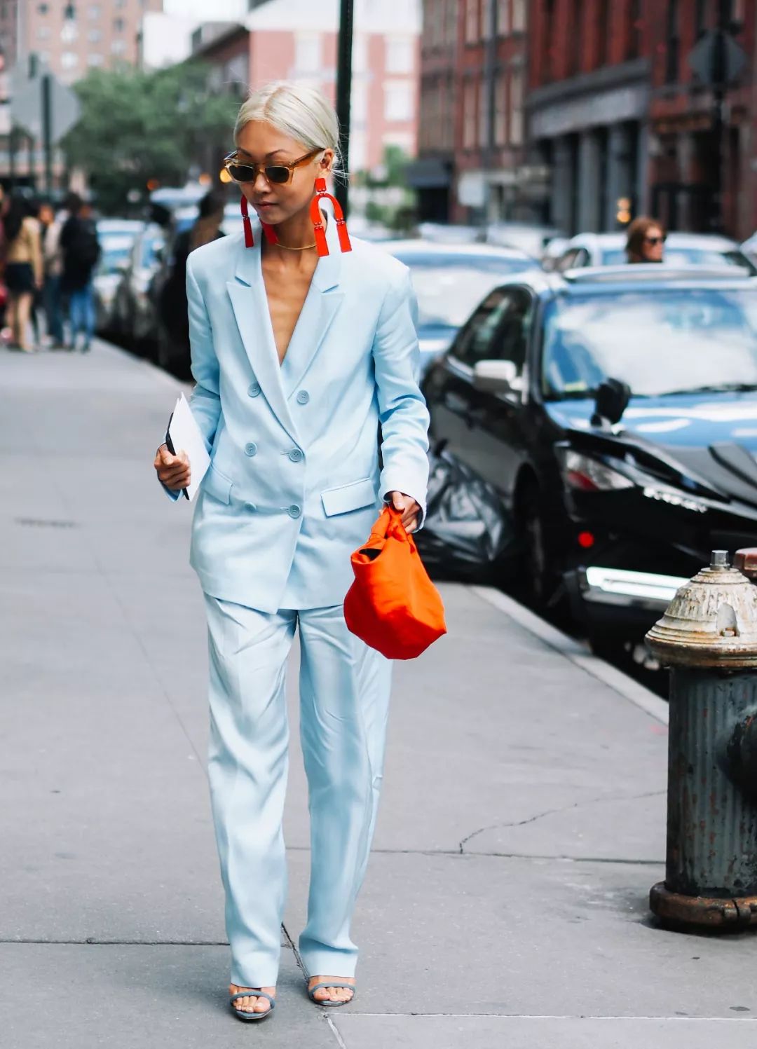 简单高级色系穿搭,冰淇淋色系穿搭