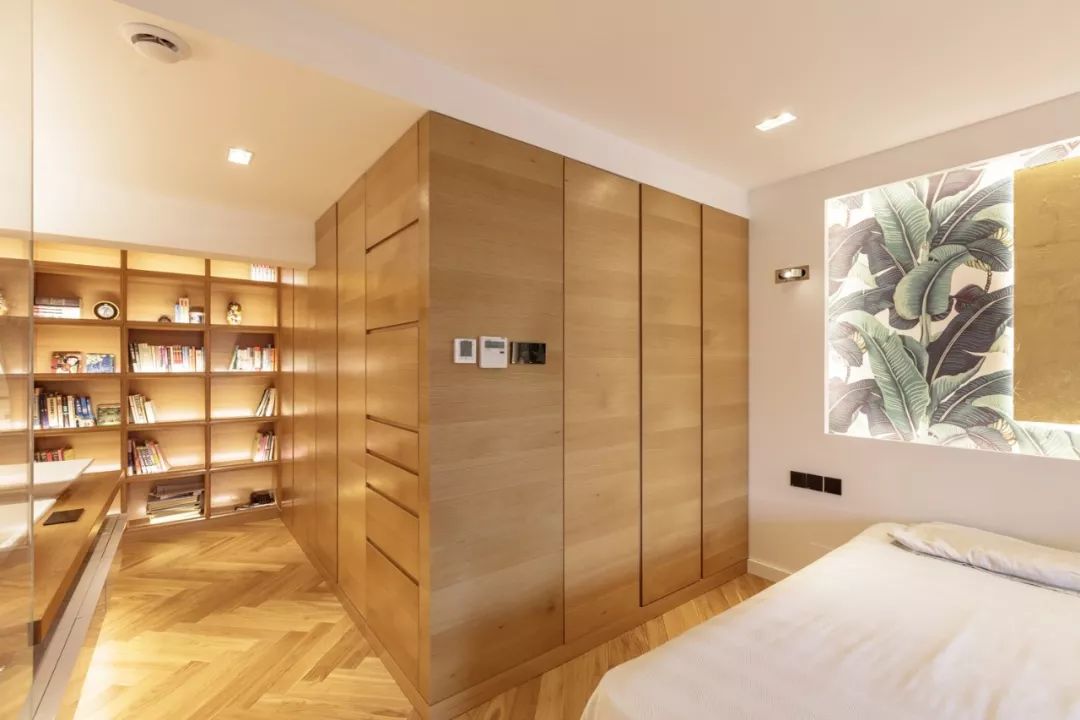 阳台很大要不要装窗帘,阳台太大能装铝合金窗吗