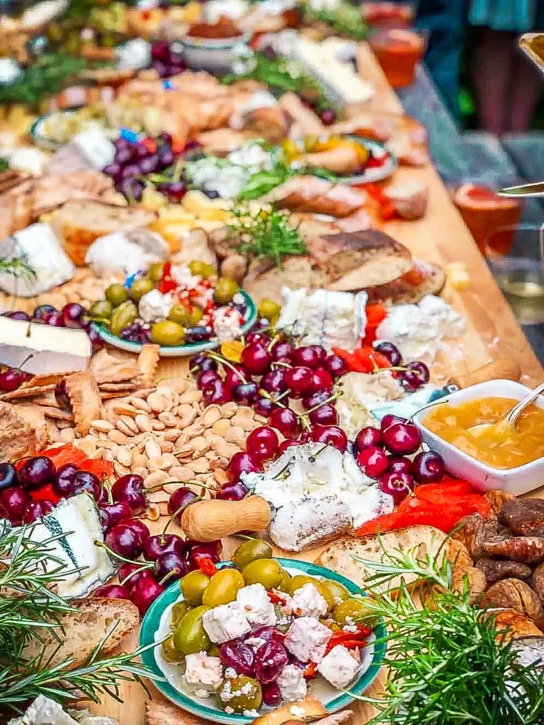 上海高端精品超市排名,哪些大型超市退出中国市场