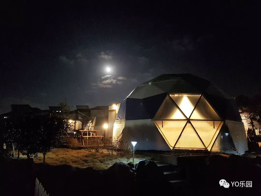 住帐篷一起看星星,住蒙古包看星星的地方