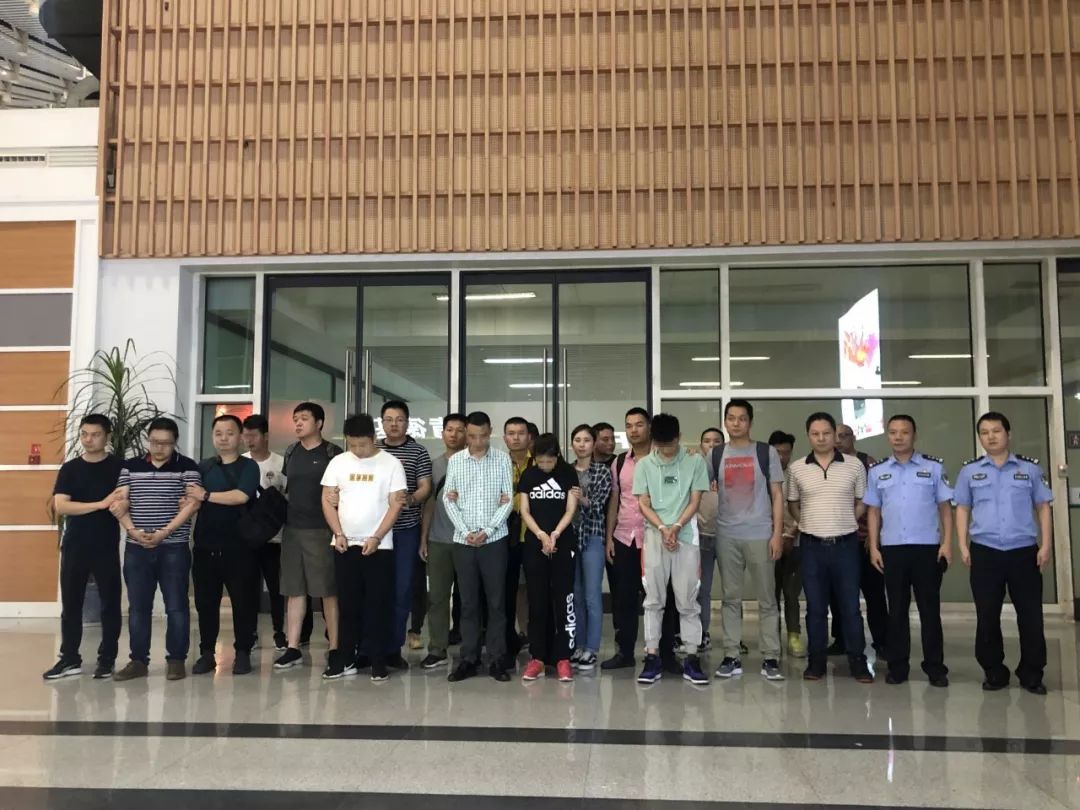 上海男子炒期货亏损500万,男子炒期货亏钱警方介入调查