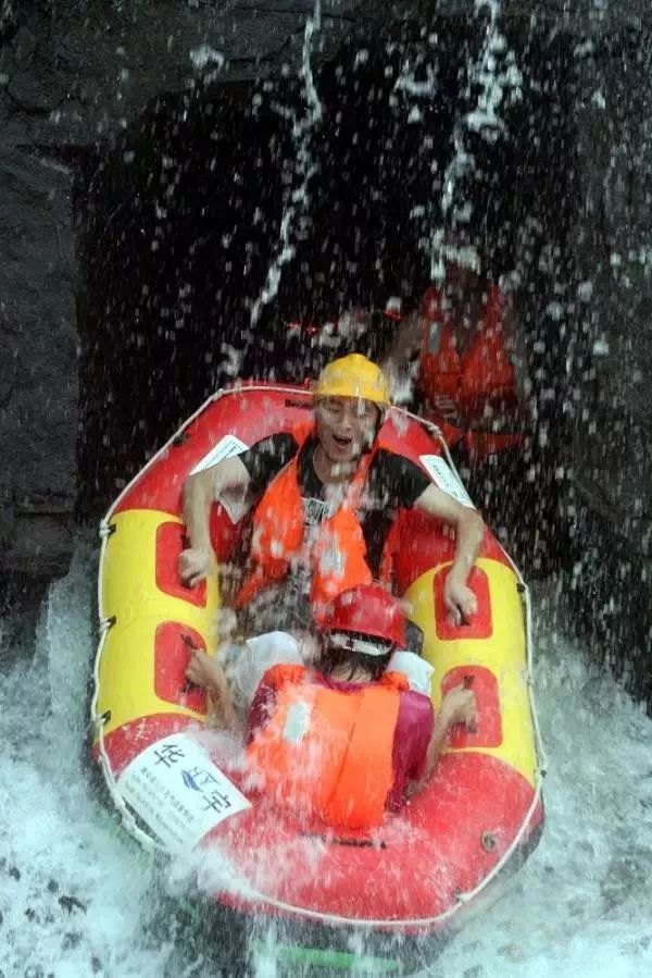 1元门票泼水节,石燕湖电音泼水节在哪