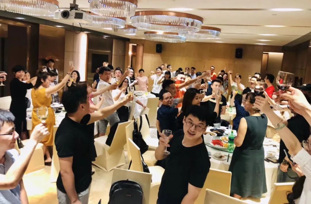 西东圈“深圳饭局”，175人报名，54家渠道、74人赴约概况