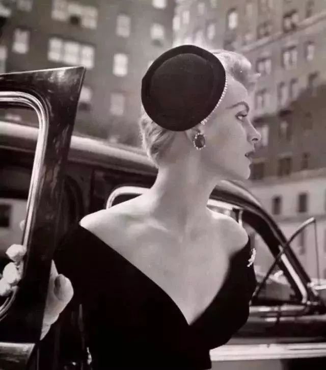 花木兰最新预告片刘亦菲,刘亦菲的花木兰造型又a又飒