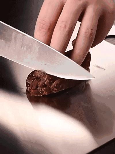 一冲一擦就干净如新,一冲就干净