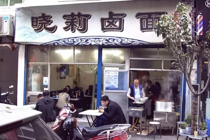 西安钟楼商圈事件真相,西安钟楼商圈历史