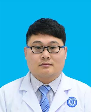 孩子手骨折如何提醒大家注意,小朋友骨折的预防