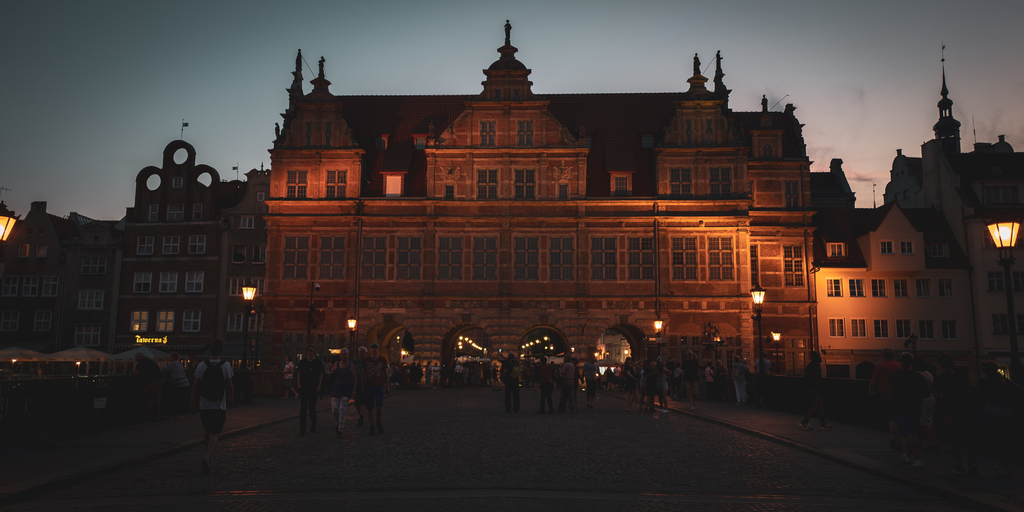 波兰什切青港口,波兰港口格但斯克冬季封冻期