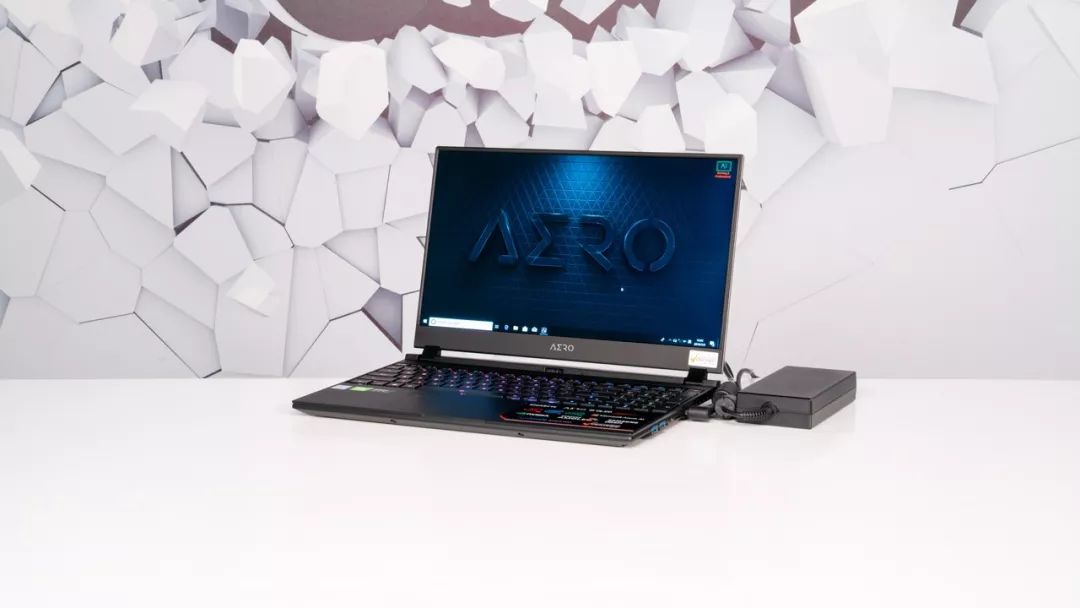 聊一款入门级的一线品牌游戏本,聊一款刚发布的新品游戏本