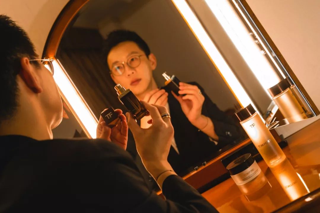 “在这个世界上找不到任何一个地方，还会有人不知道我的名字”