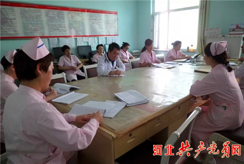 心系患儿34春——记市四院儿科主任卢达伟