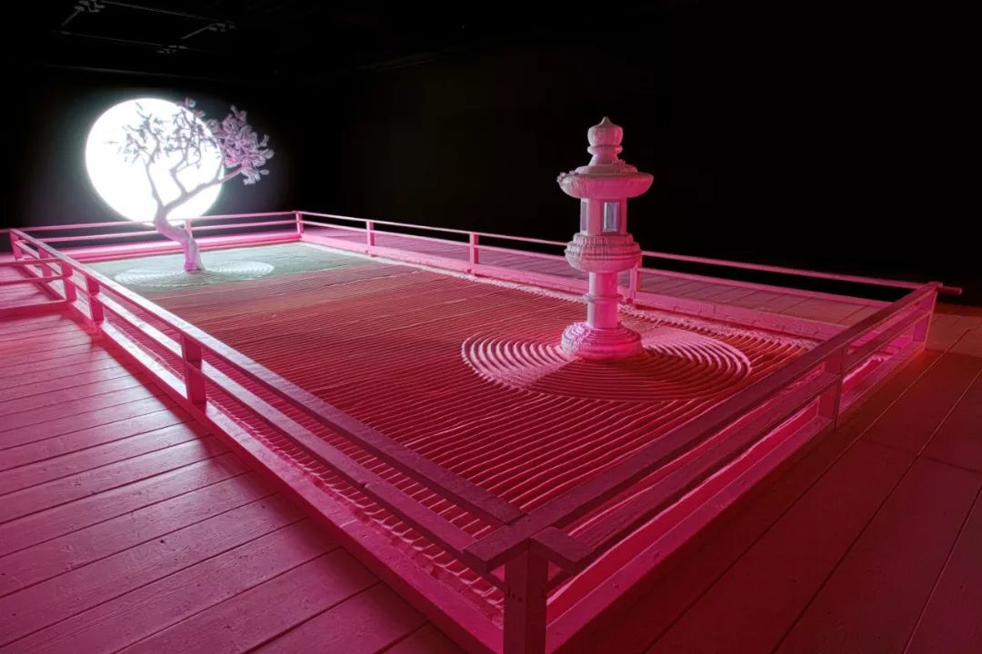 “在现”DanielArsham的八块拼图