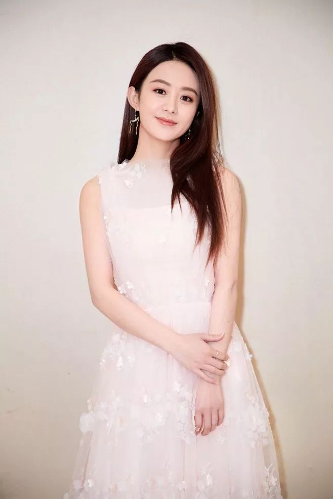 黄景瑜性格;杨超越人生赢家;程潇不出圈;赵丽颖喜欢唱歌;宋祖儿起床气;明星英语水平;杨芸晴陷入困境等