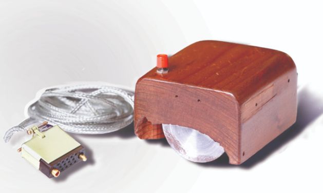 恕在下不敬,这样的鼠标不知道您见过没?