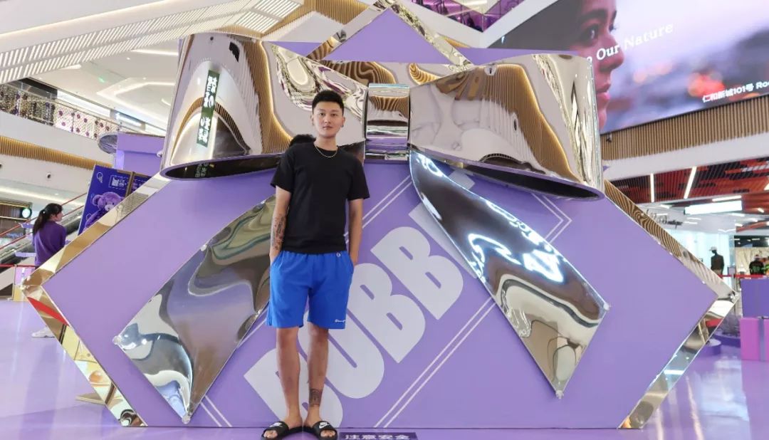 这家商场变酱紫了？风靡全球的薰衣草小熊来袭，带来高颜值打卡空间