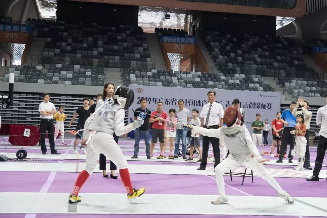 少年击剑比赛完整版,击剑青年锦标赛