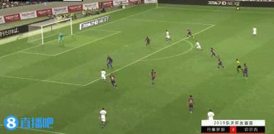 友谊赛-巴克利建功拉基蒂奇破门难救主切尔西2-1巴萨