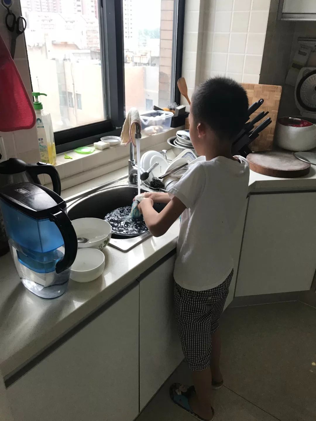 天呐，才10岁！江阴这个姓*党**的男孩火了