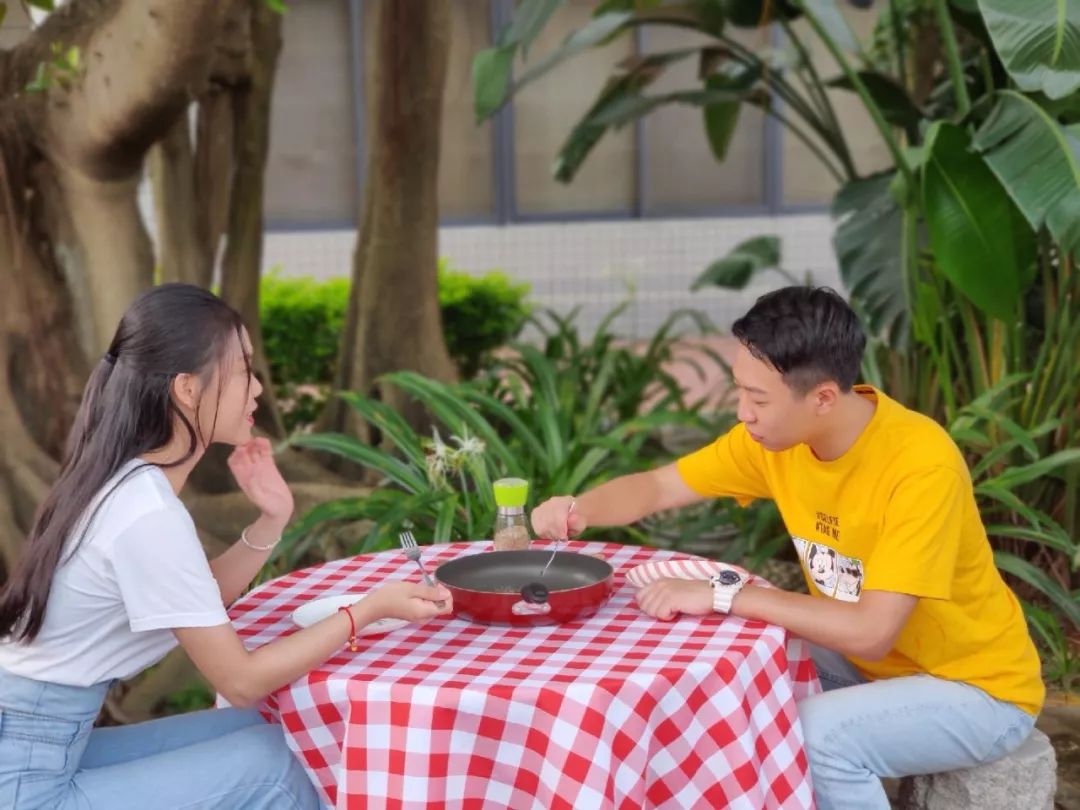 天气到底有多热？我们在变电站煎了个鸡蛋，结果......