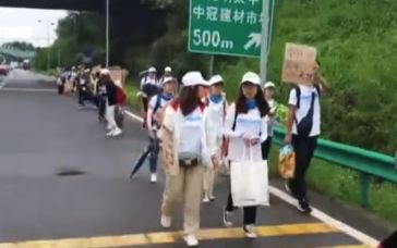 帮绝症小孩圆梦足球跳舞,高中生组织足球公益活动