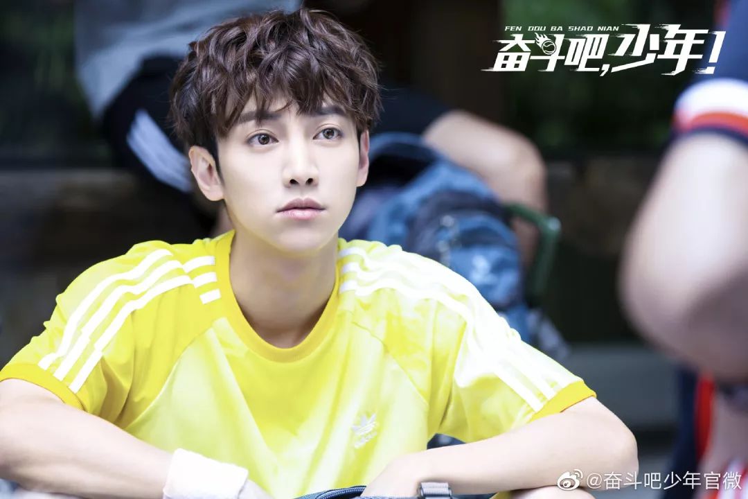 如果《奋斗吧少年》里的小哥哥教我打网球,我能瘦成一道闪电