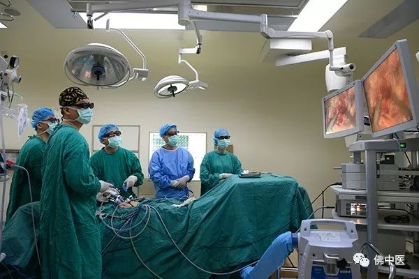 腹腔镜微创手术3d显示技术,3d腹腔镜和超高清腹腔镜