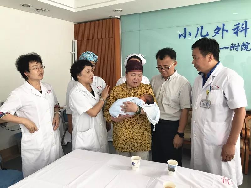 *疆新**首例产时胎儿手术成功！博州人民医院医生乌剑利主刀