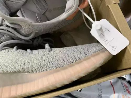 95后卖假鞋赚7000多万,95后靠自己赚1000万