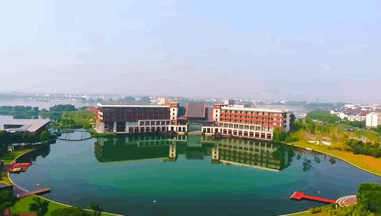 铂尔曼酒店民宿,古镇铂尔曼酒店