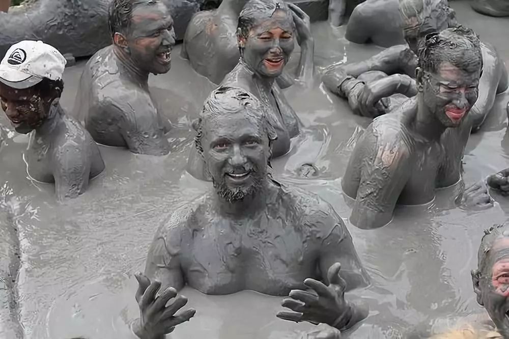 世界迷惑行为大赏解说,世界洗浴