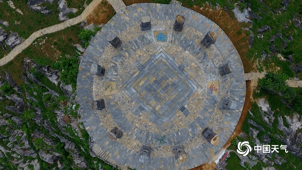 浼氳璇濈殑妞嶇墿,浼氳璇濈殑鐭冲ご