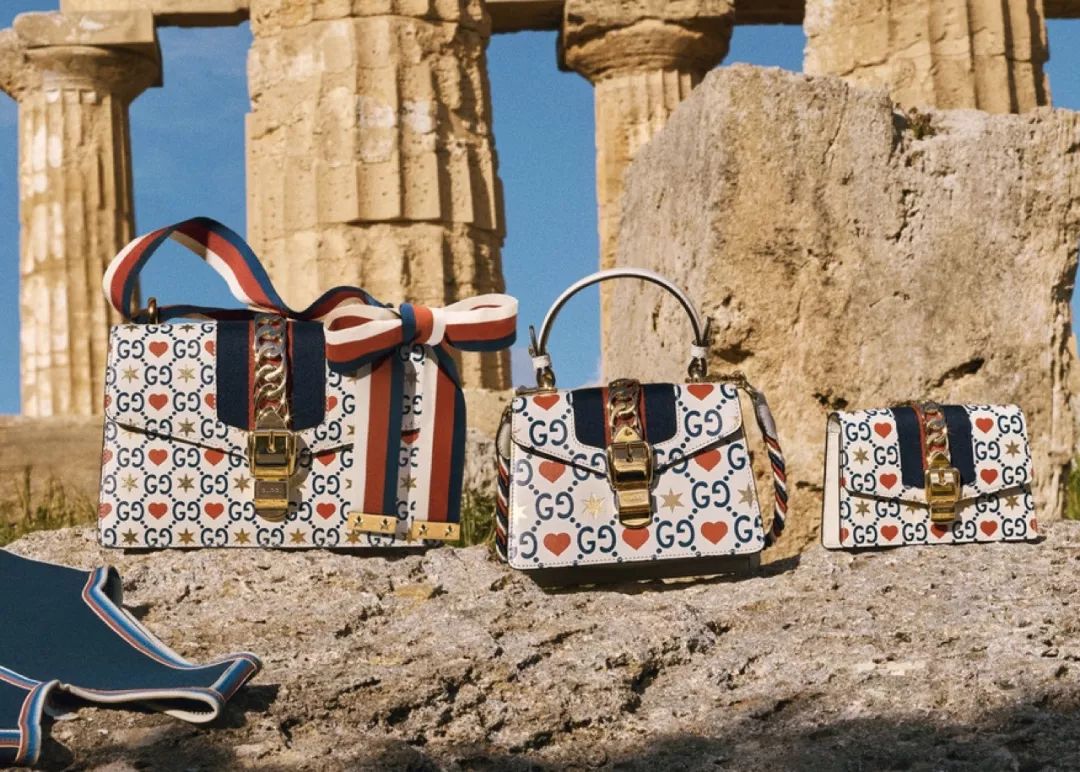 七夕情侣礼物包,七夕送什么品牌的包