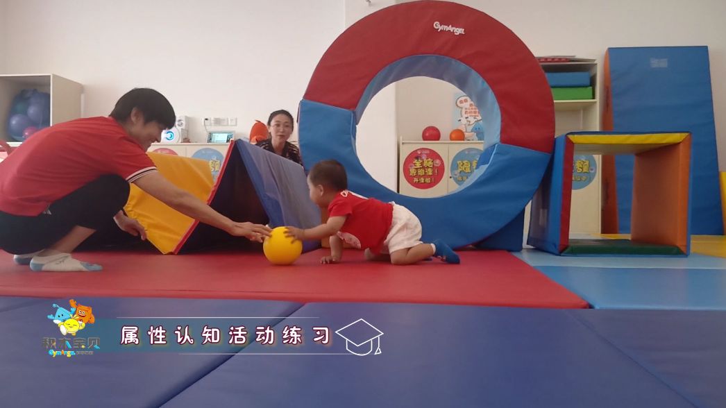 娃认生只要妈妈抱怎么办,宝宝只粘妈妈怎么办