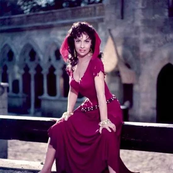 兵马俑让老外震惊,兵马俑每天都在挖吗真的假的