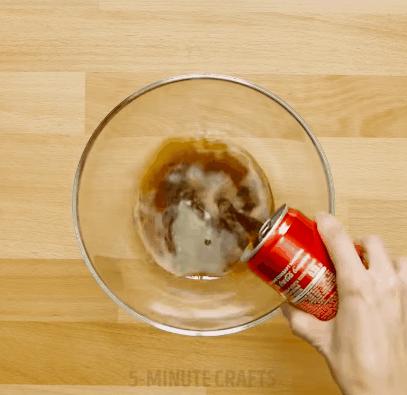 可乐到底有多神奇,3块钱的可乐喝一口永远值两块九