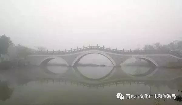 头条|不想走的太远?那我们就去百色这些美到窒息的旅游景点看看吧