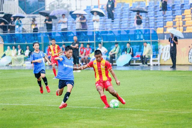 精彩！热烈！沸腾！国际足球赛唐山分站赛上演精彩对决，你支持谁？