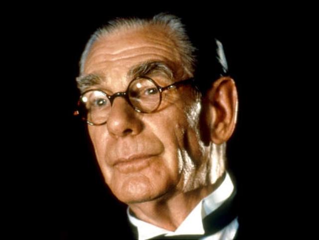 史上最强阿尔弗雷德!网传“老007”皮尔斯·布鲁斯南加入《蝙蝠侠》