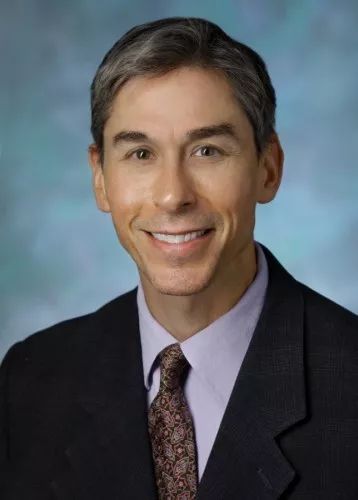 《自然》子刊:破解激光祛疤祛皱之谜!霍普金斯大学科学家发现,激光能激活一条重要毛囊再生通路,促进皮肤重获新生丨科学大发现